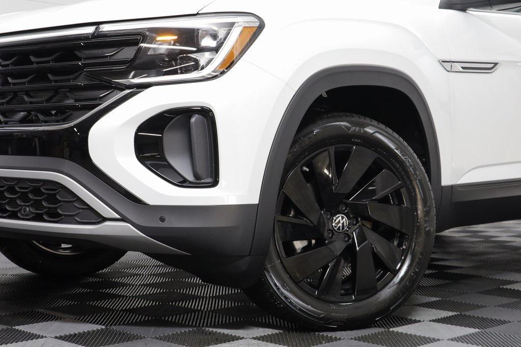 new 2026 Volkswagen Atlas Cross Sport car, priced at $46,343