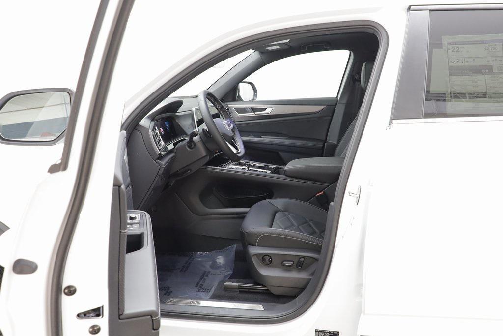 new 2026 Volkswagen Atlas Cross Sport car, priced at $46,343