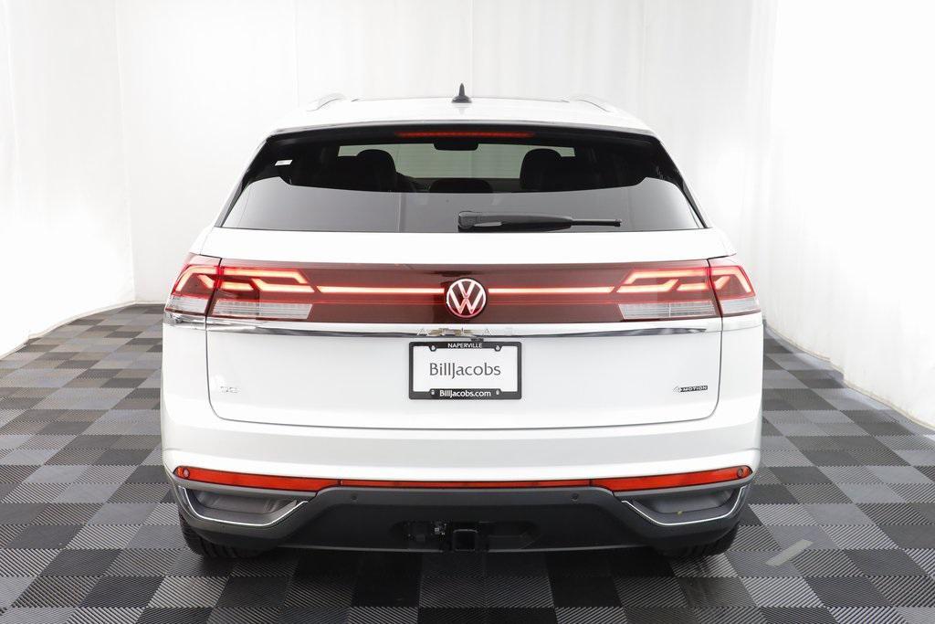 new 2026 Volkswagen Atlas Cross Sport car, priced at $46,343