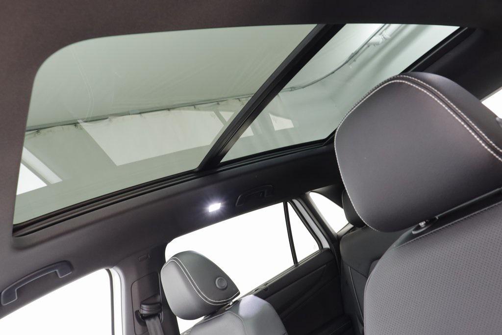 new 2026 Volkswagen Atlas Cross Sport car, priced at $46,343