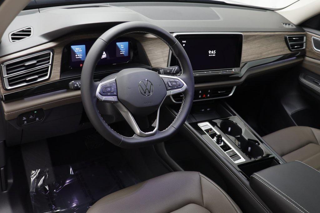 new 2026 Volkswagen Atlas car, priced at $48,738