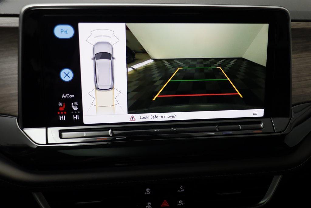 new 2026 Volkswagen Atlas car, priced at $48,738