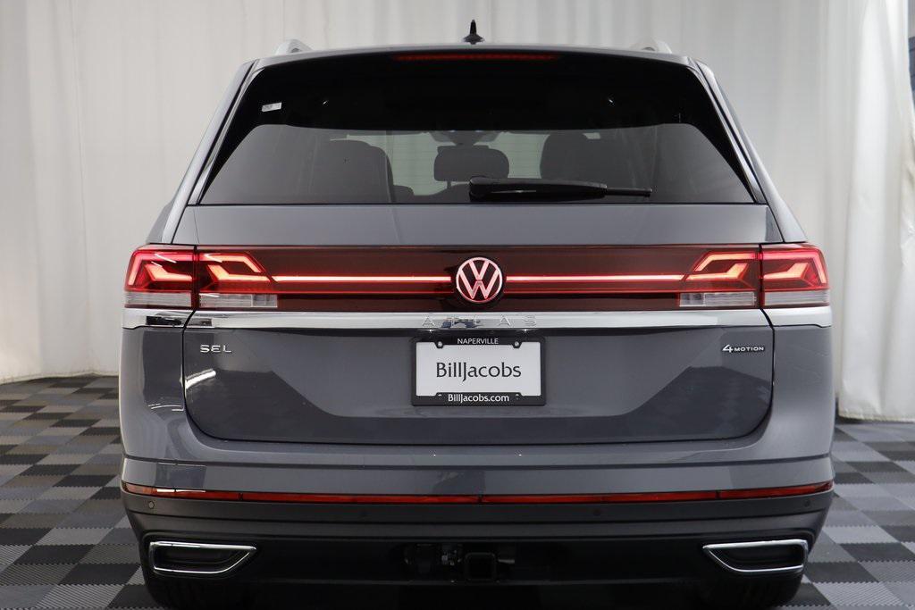 new 2026 Volkswagen Atlas car, priced at $48,738