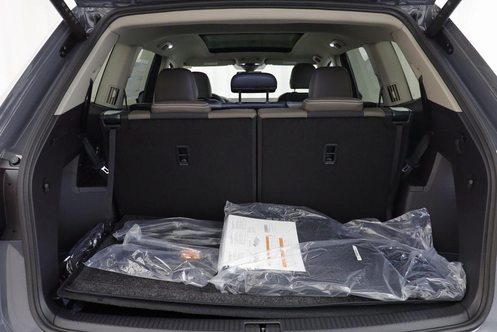 new 2026 Volkswagen Atlas car, priced at $48,738