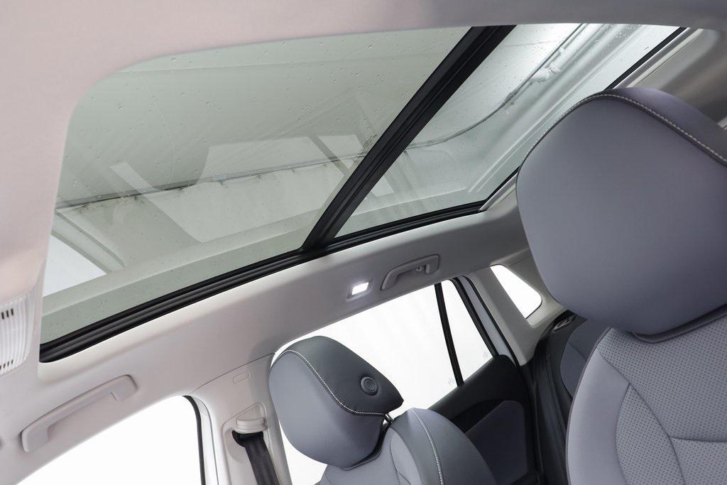 new 2025 Volkswagen Tiguan car, priced at $33,770