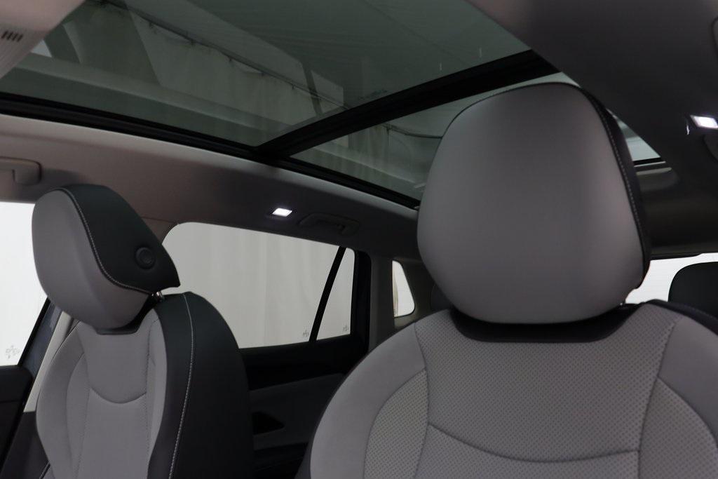 new 2025 Volkswagen Tiguan car, priced at $33,760