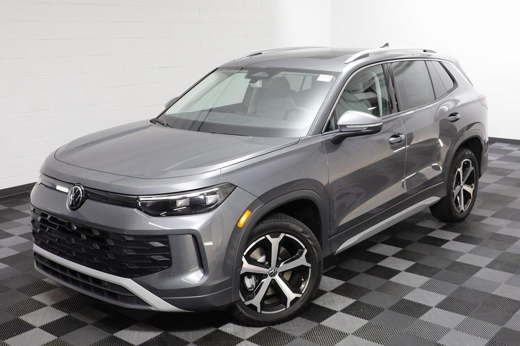 new 2025 Volkswagen Tiguan car, priced at $33,760