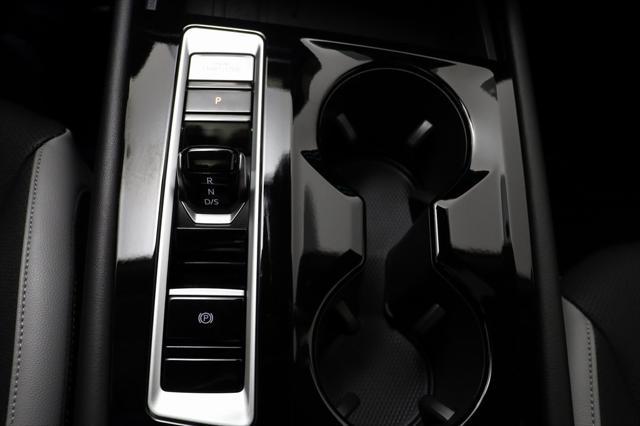 used 2025 Volkswagen Atlas car, priced at $44,997