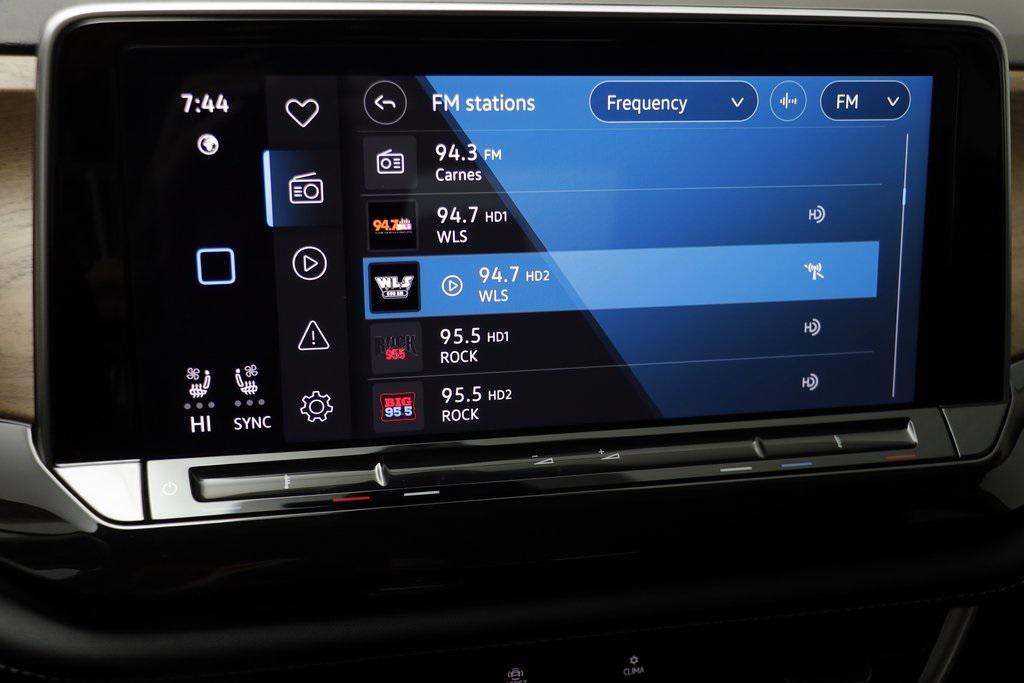 used 2025 Volkswagen Atlas car, priced at $35,191