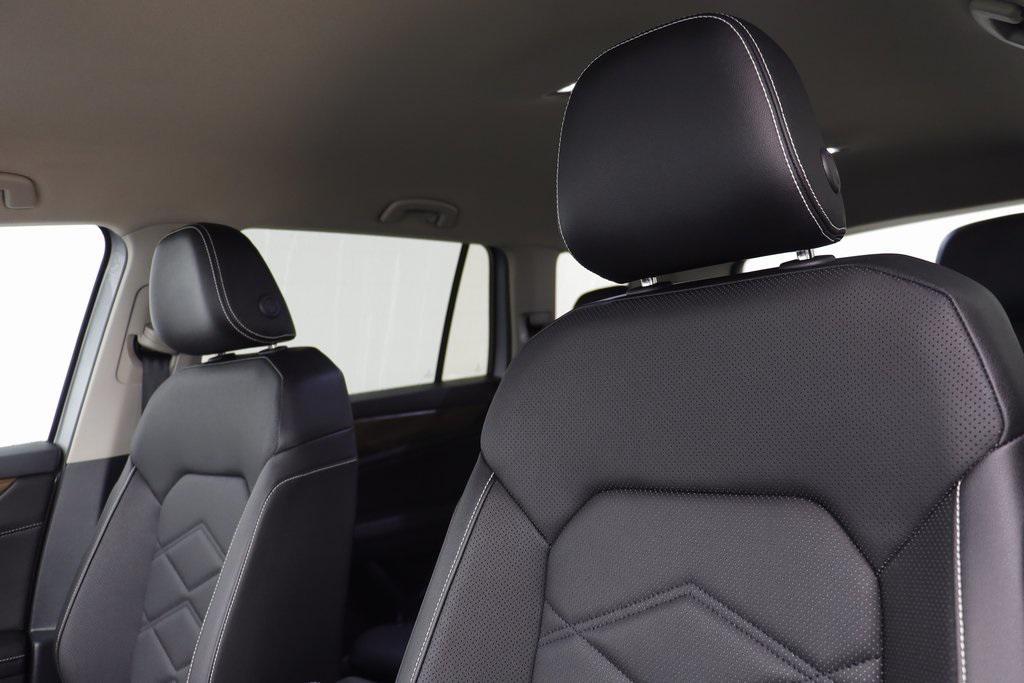 used 2025 Volkswagen Atlas car, priced at $35,191