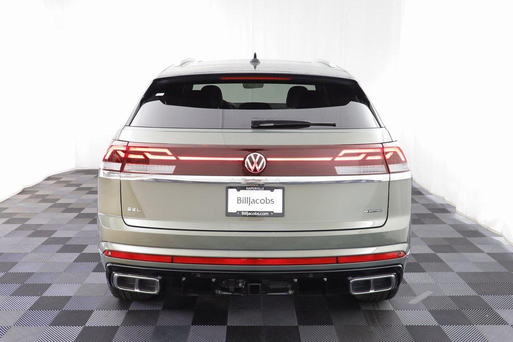 new 2026 Volkswagen Atlas Cross Sport car, priced at $53,248