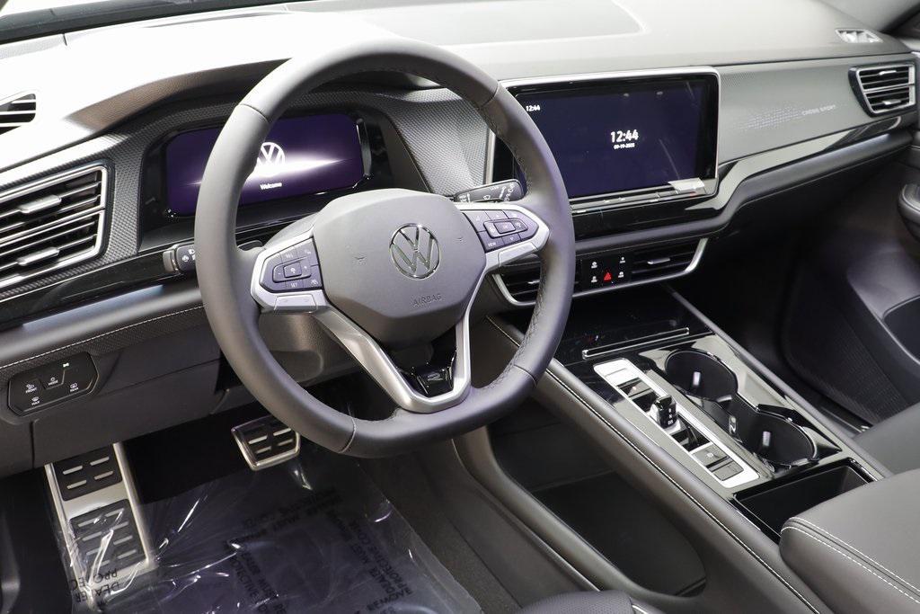 new 2026 Volkswagen Atlas Cross Sport car, priced at $53,248