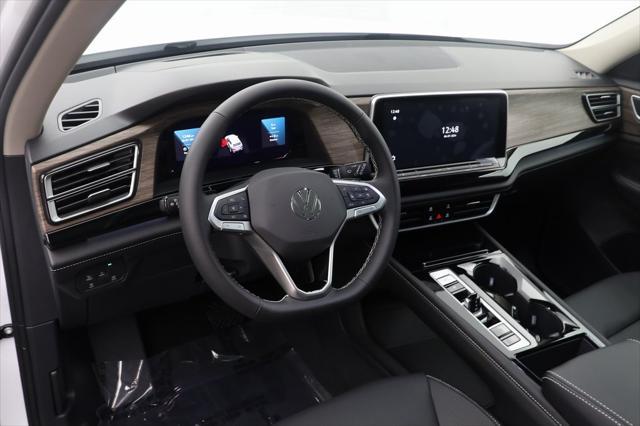 new 2024 Volkswagen Atlas car, priced at $44,565