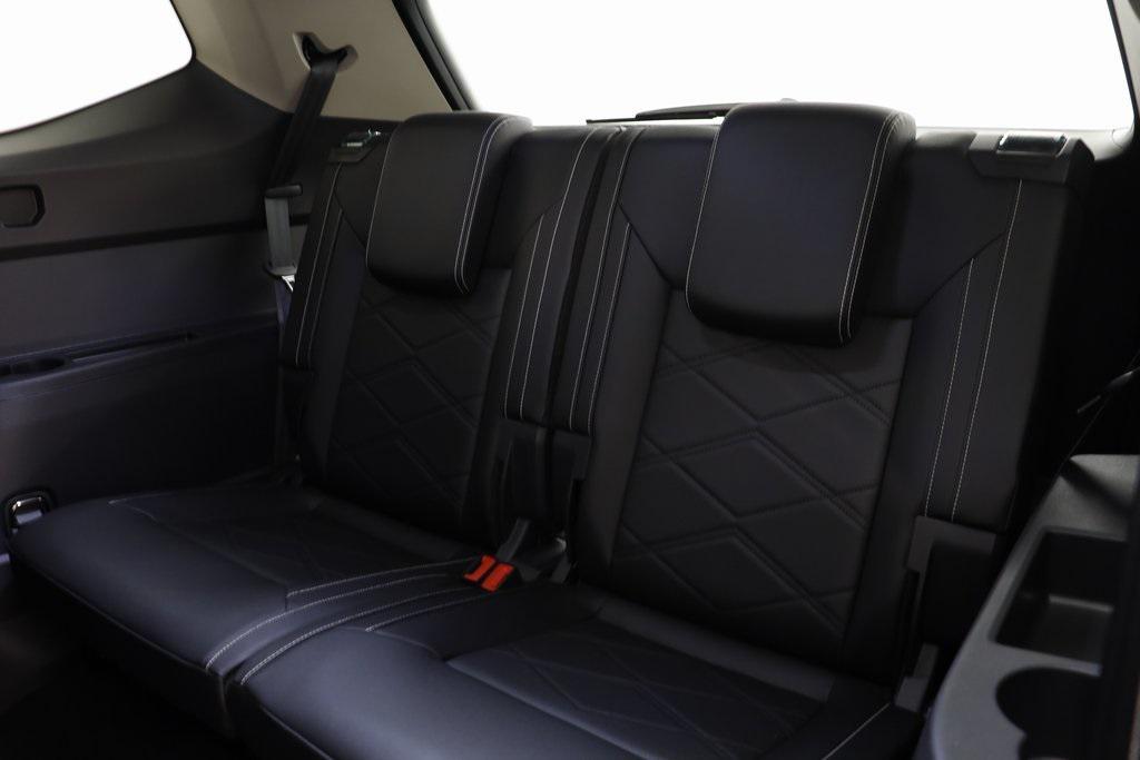 new 2025 Volkswagen Atlas car, priced at $40,104