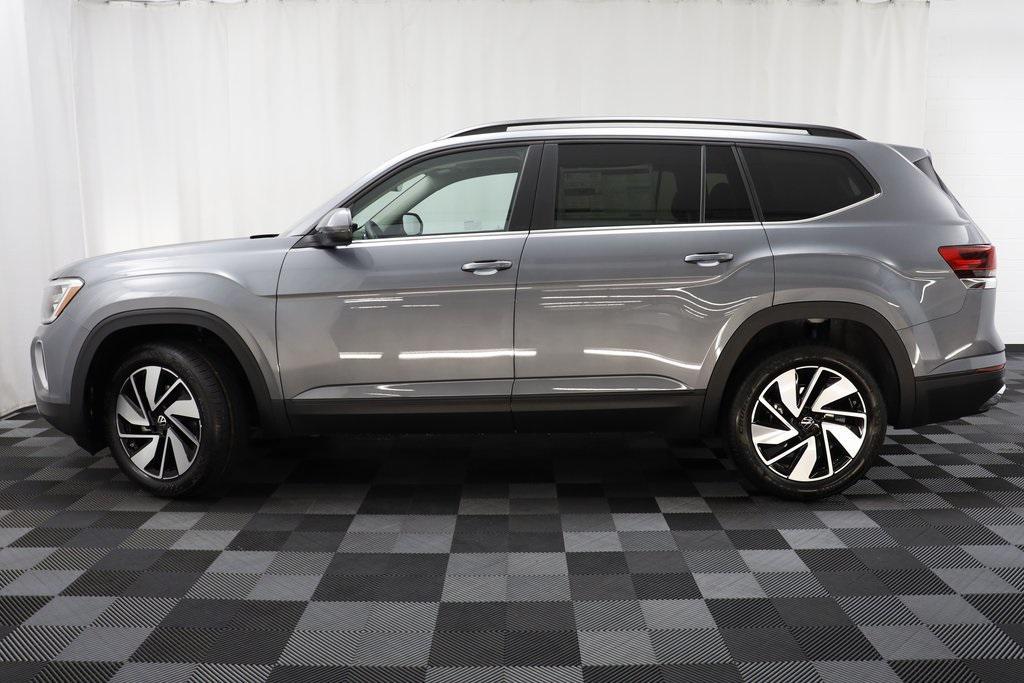 new 2025 Volkswagen Atlas car, priced at $40,104