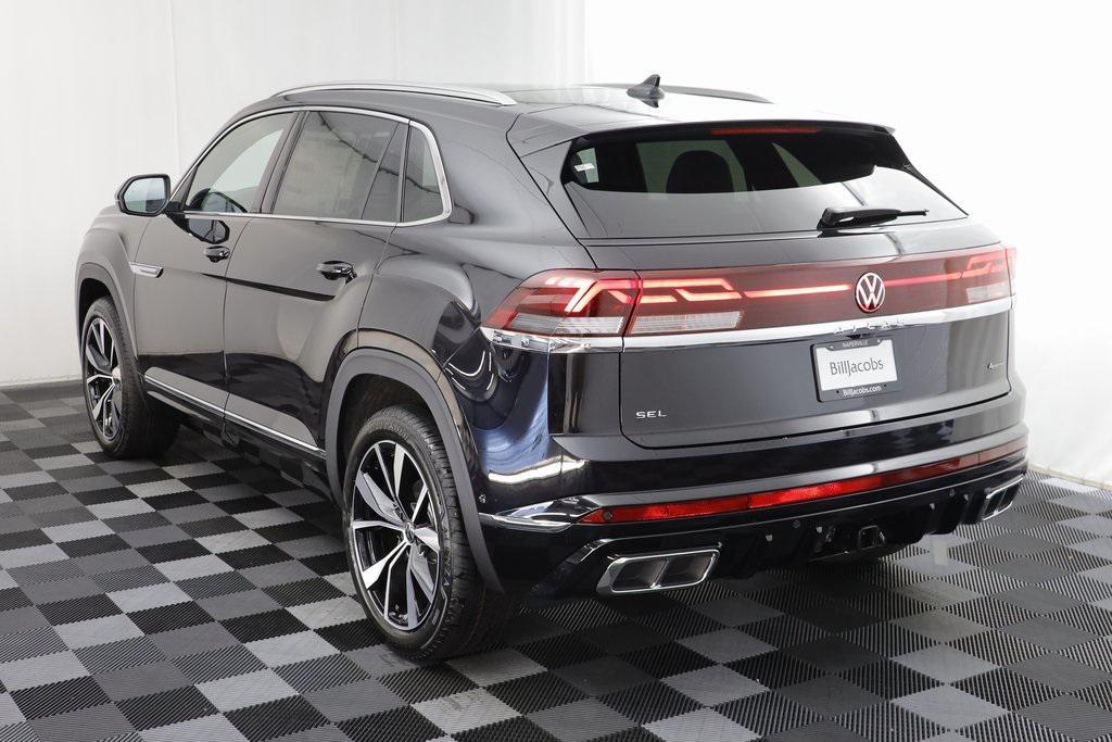 new 2026 Volkswagen Atlas Cross Sport car, priced at $53,248