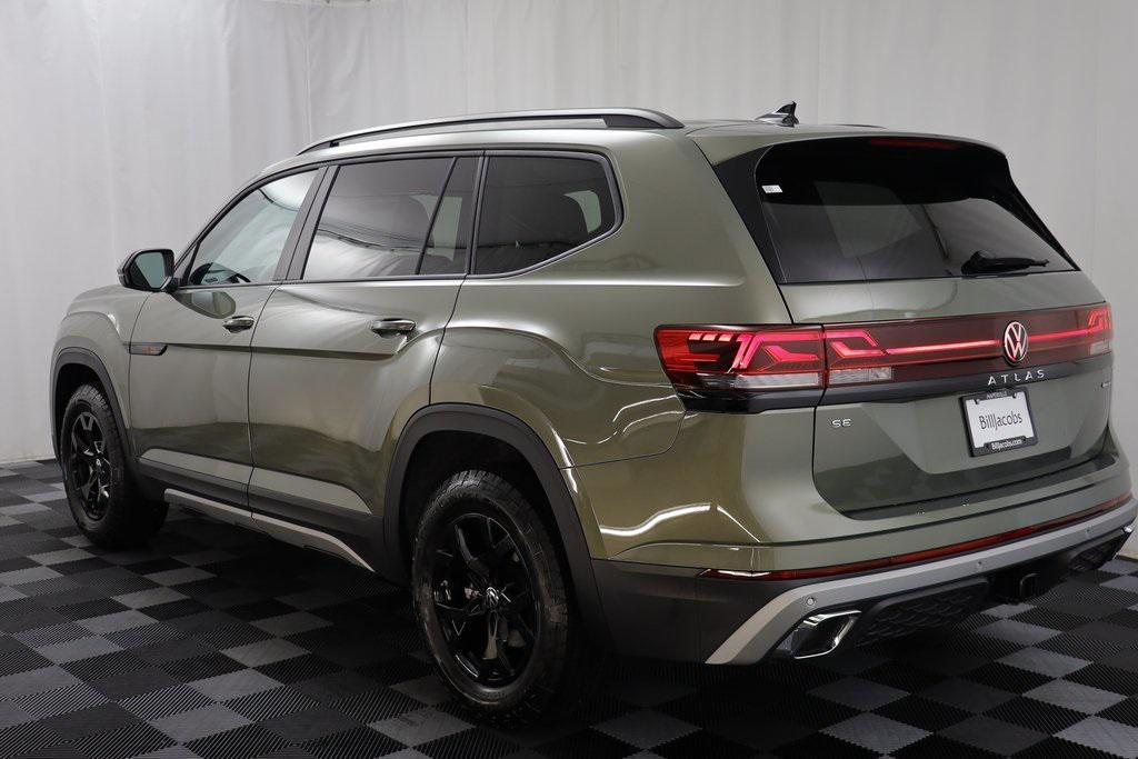 new 2025 Volkswagen Atlas car, priced at $45,645