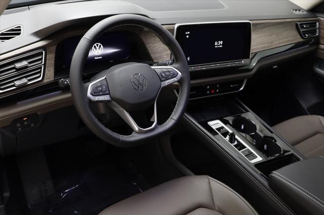 new 2025 Volkswagen Atlas car, priced at $47,009