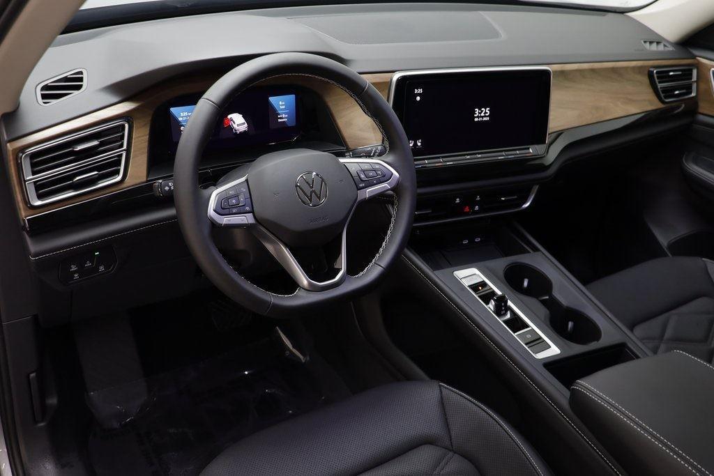 new 2026 Volkswagen Atlas car, priced at $40,700