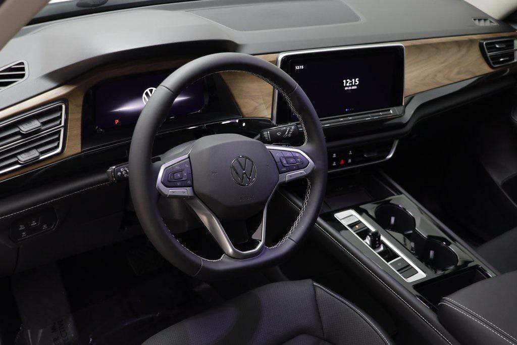 new 2026 Volkswagen Atlas car, priced at $46,308