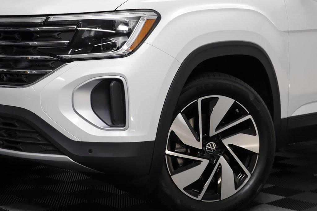 new 2026 Volkswagen Atlas car, priced at $46,308