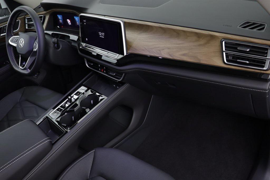 new 2026 Volkswagen Atlas car, priced at $46,308