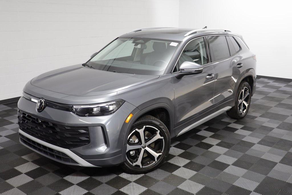 new 2025 Volkswagen Tiguan car, priced at $33,770