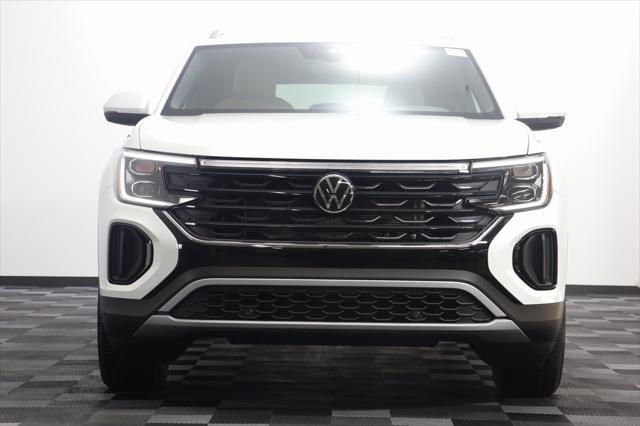 new 2024 Volkswagen Atlas Cross Sport car, priced at $35,936