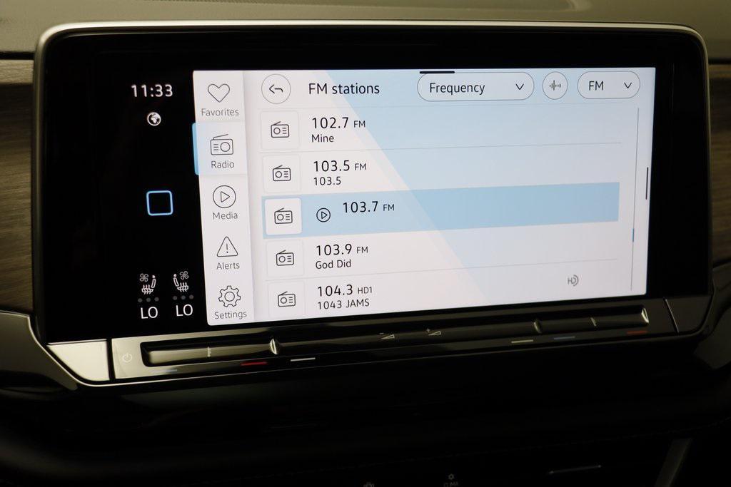 new 2026 Volkswagen Atlas car, priced at $54,118