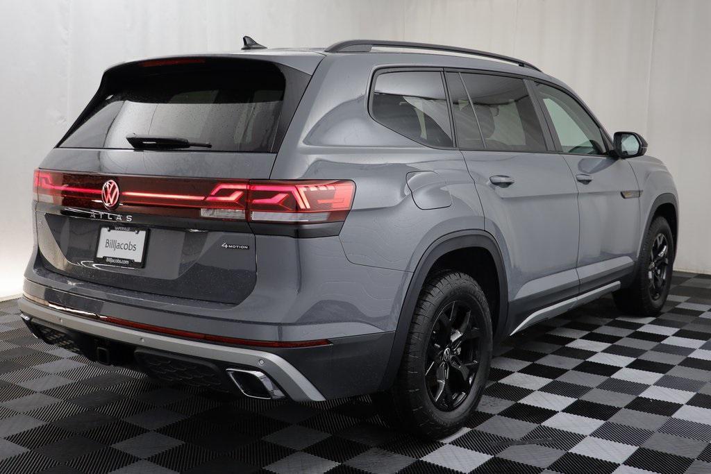 new 2025 Volkswagen Atlas car, priced at $41,514