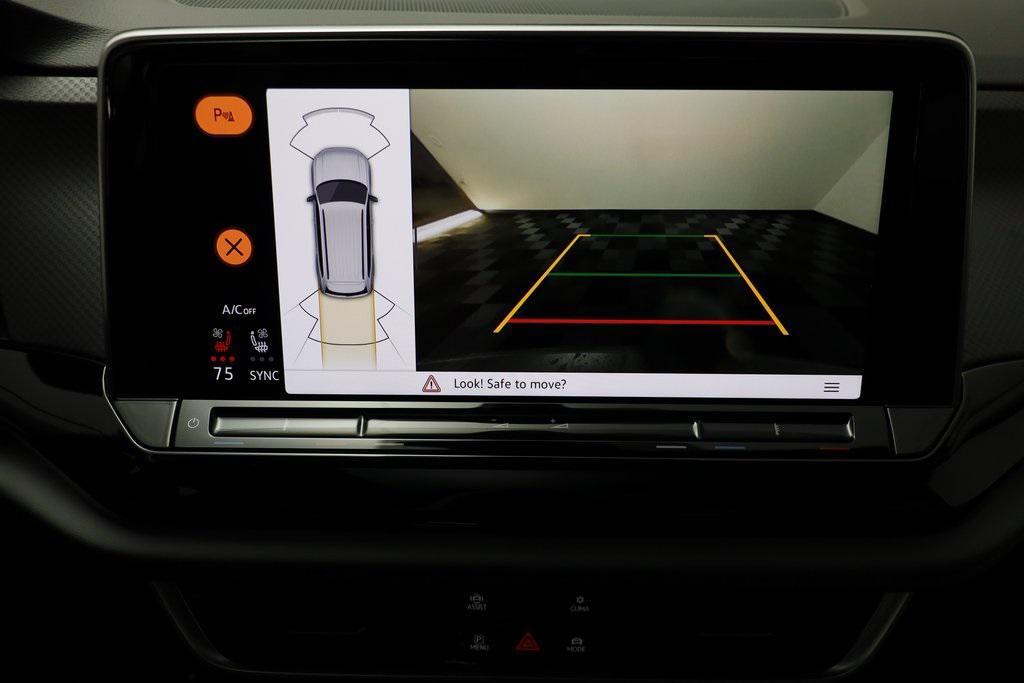 new 2025 Volkswagen Atlas car, priced at $41,514