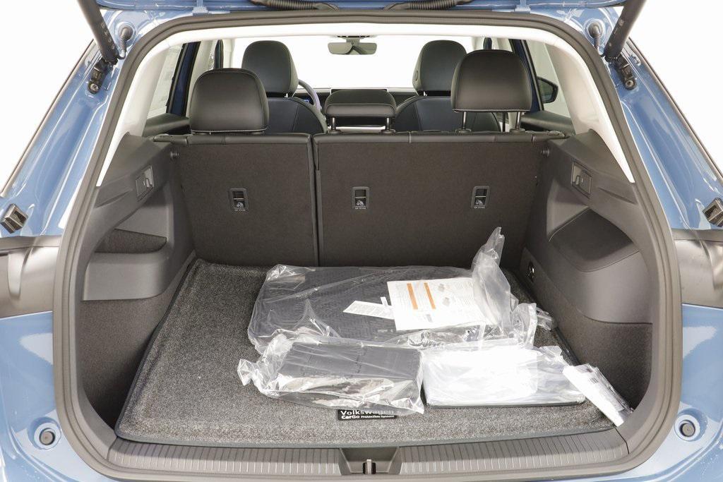 new 2025 Volkswagen Tiguan car, priced at $34,207