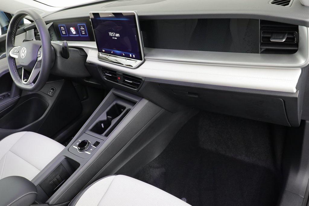 new 2025 Volkswagen Tiguan car, priced at $34,207