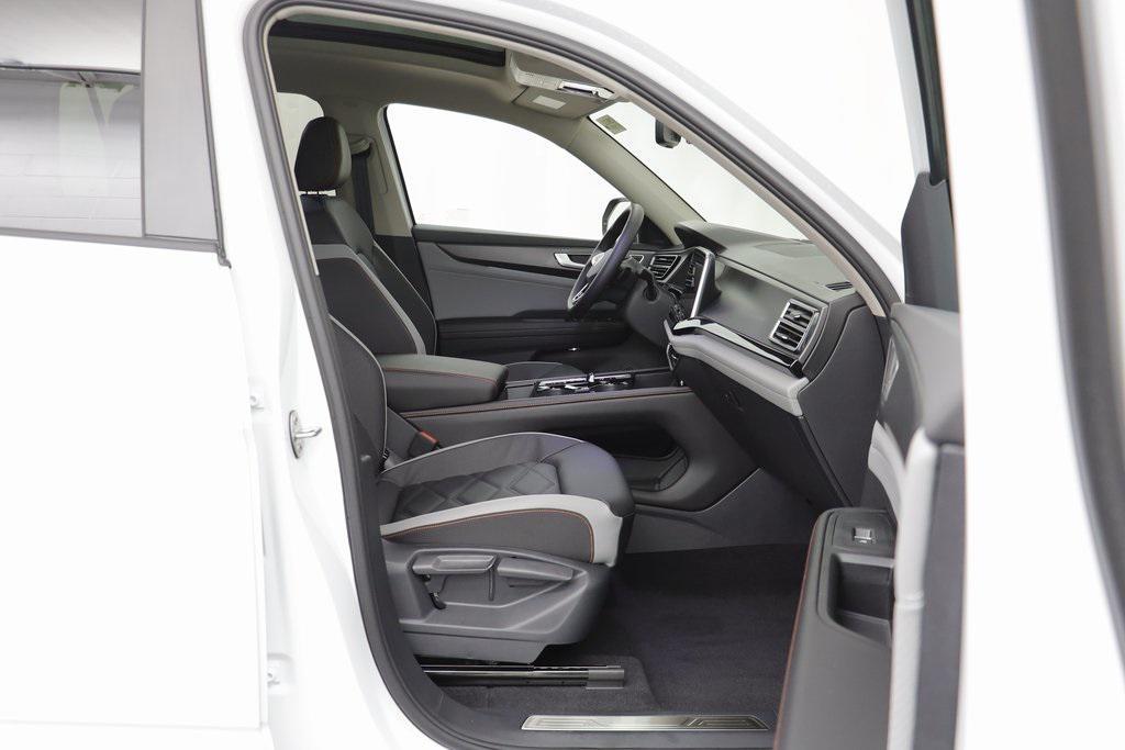 new 2026 Volkswagen Atlas car, priced at $46,939