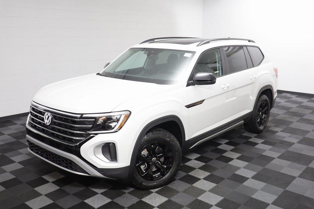 new 2026 Volkswagen Atlas car, priced at $46,939