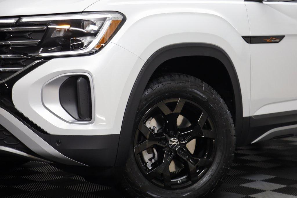 new 2026 Volkswagen Atlas car, priced at $46,939