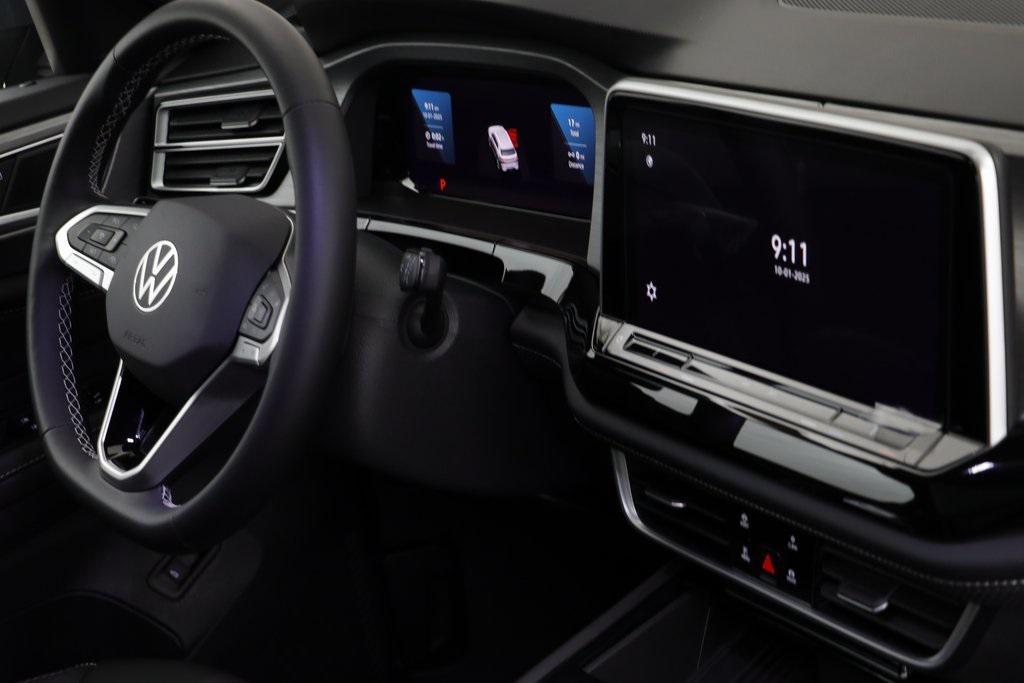 new 2026 Volkswagen Atlas Cross Sport car, priced at $46,343