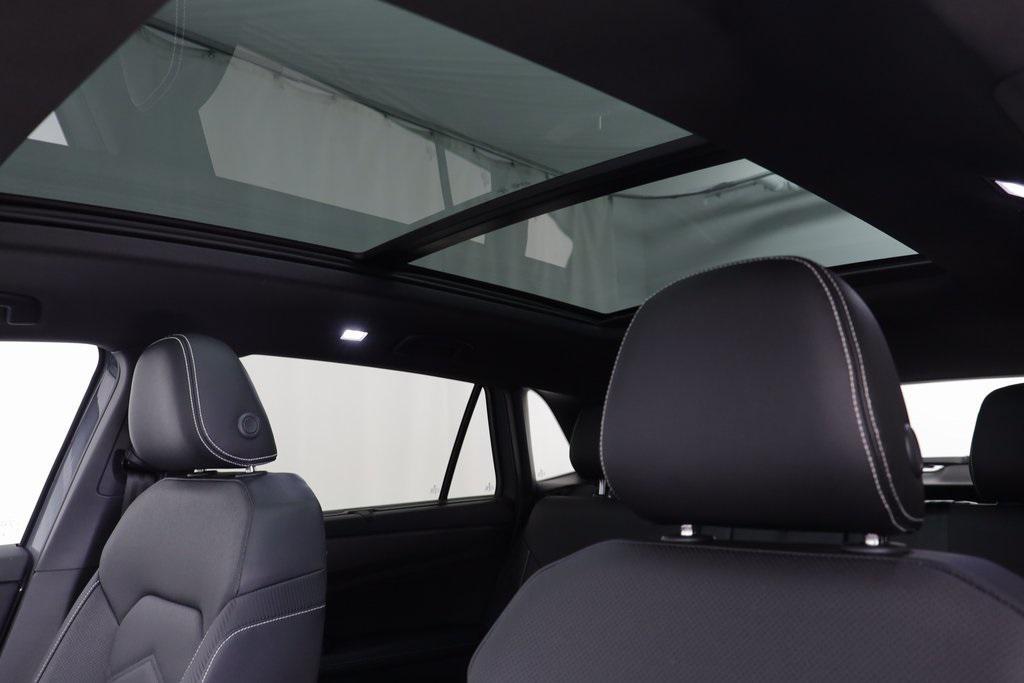 new 2026 Volkswagen Atlas Cross Sport car, priced at $46,343