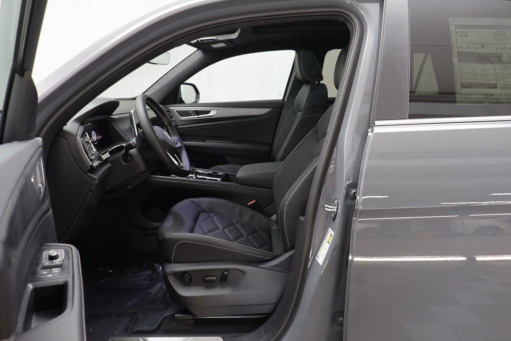 new 2026 Volkswagen Atlas Cross Sport car, priced at $46,343