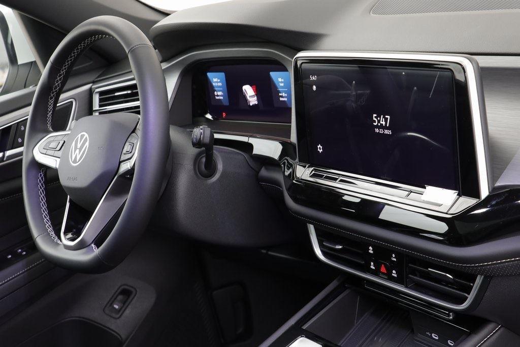 new 2026 Volkswagen Atlas Cross Sport car, priced at $46,343