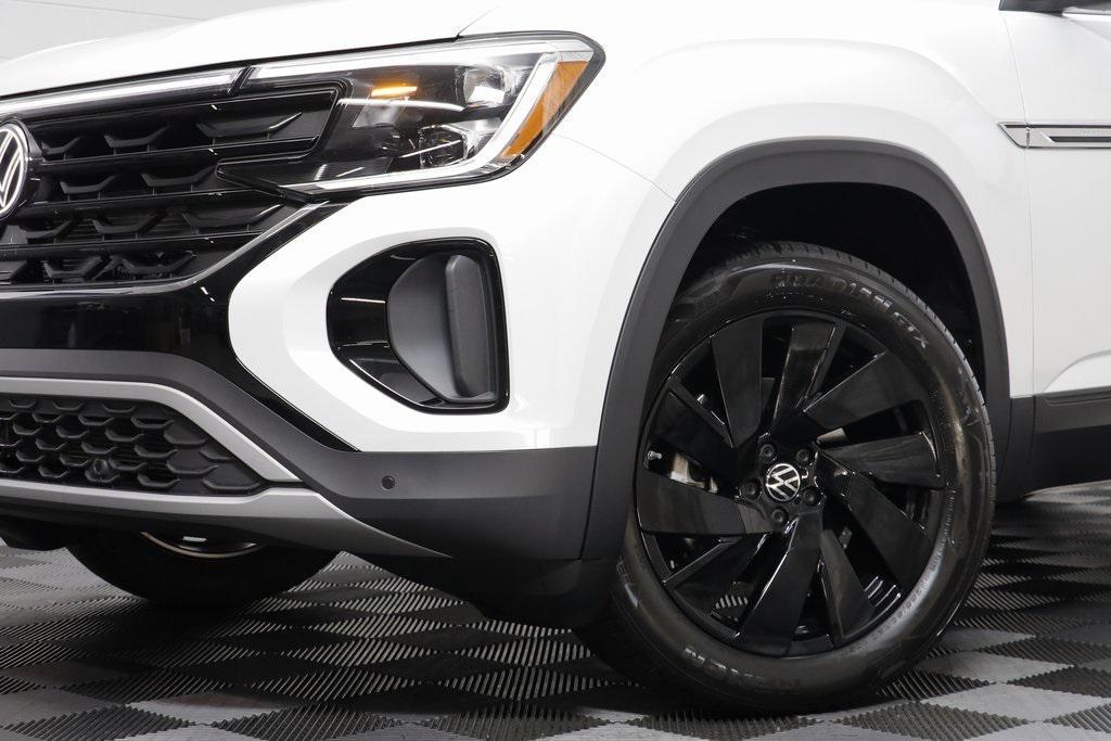 new 2026 Volkswagen Atlas Cross Sport car, priced at $46,343