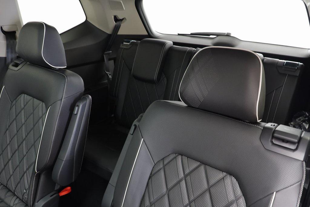 new 2026 Volkswagen Atlas car, priced at $54,716