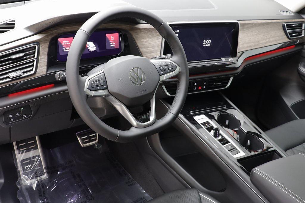 new 2026 Volkswagen Atlas car, priced at $54,716