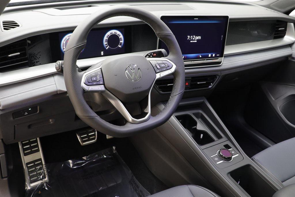 new 2025 Volkswagen Tiguan car, priced at $35,788