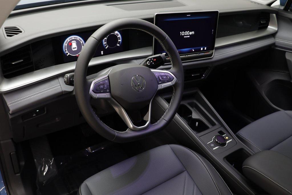 new 2025 Volkswagen Tiguan car, priced at $34,207