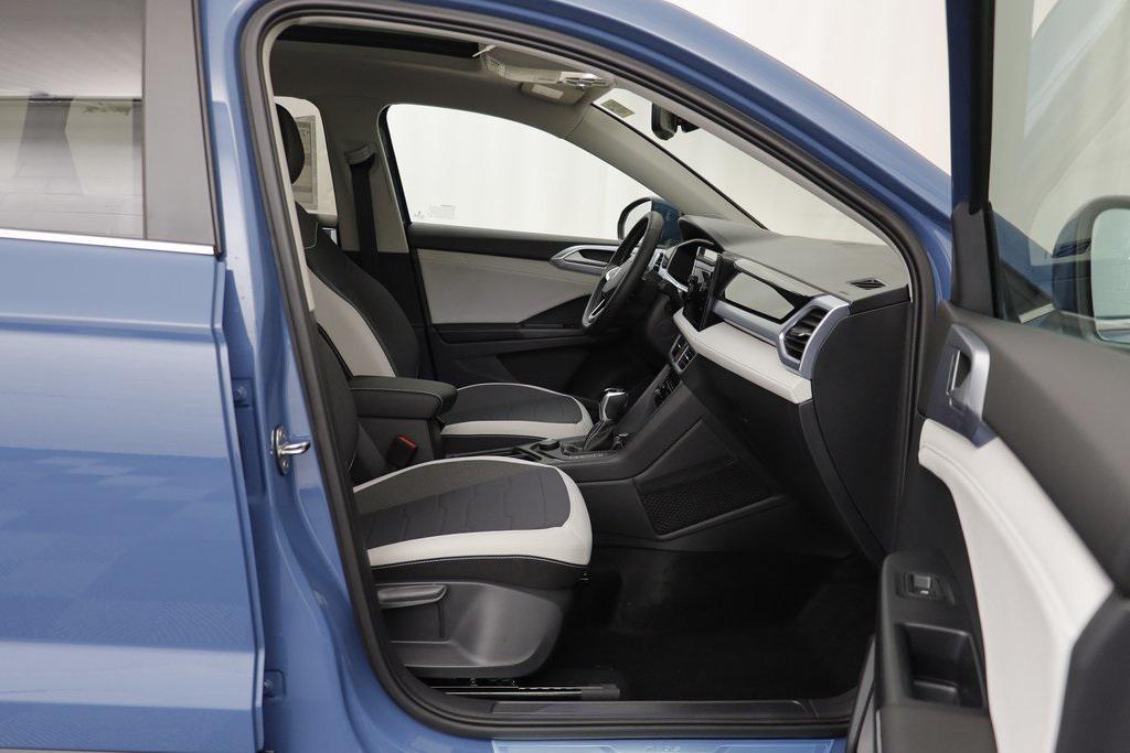 new 2025 Volkswagen Taos car, priced at $31,963