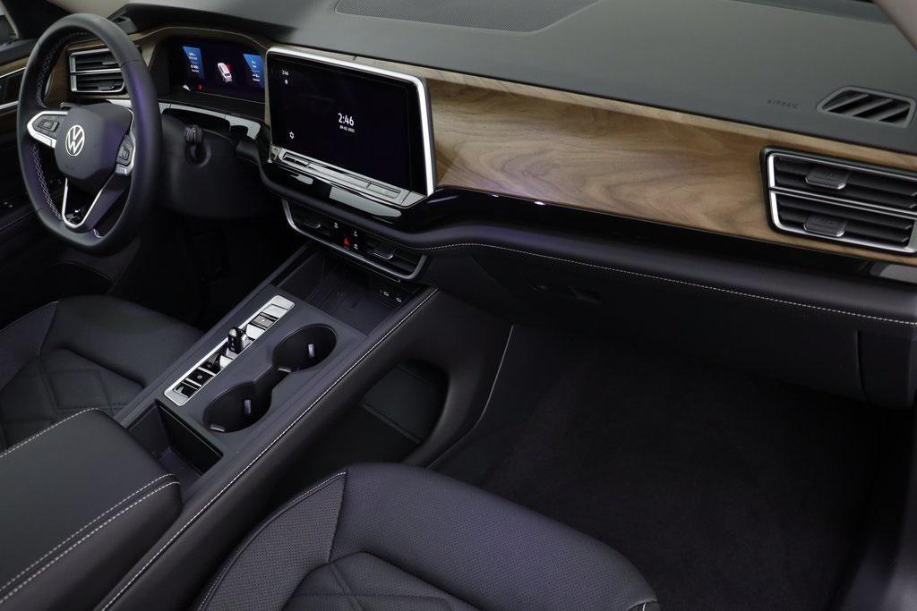 new 2026 Volkswagen Atlas car, priced at $41,137