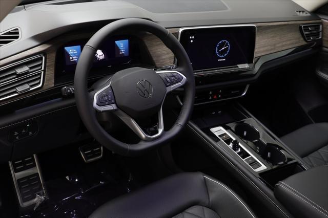 new 2025 Volkswagen Atlas car, priced at $53,506