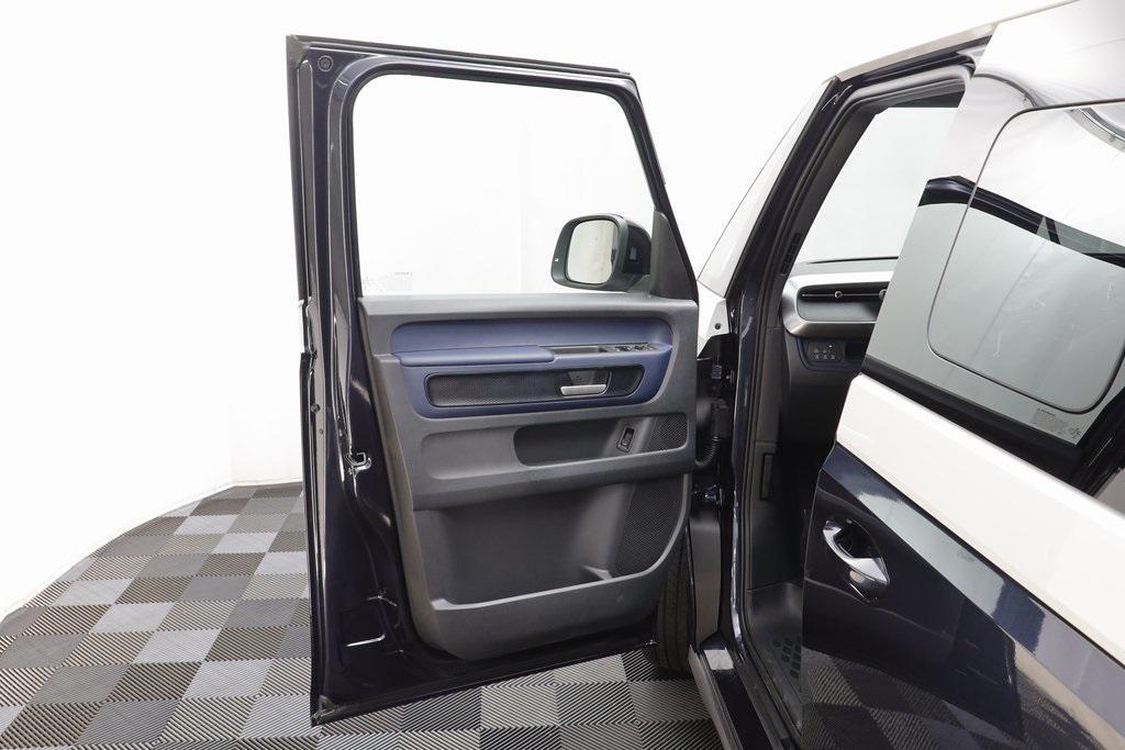 new 2025 Volkswagen ID. Buzz car, priced at $66,169