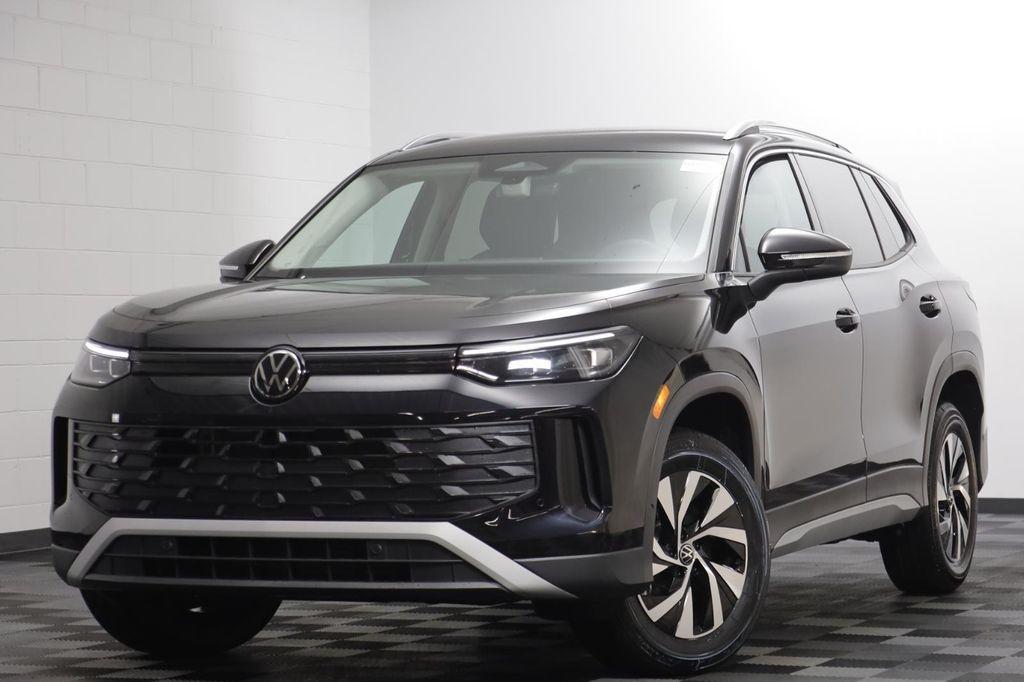 new 2025 Volkswagen Tiguan car, priced at $30,203